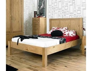 Bentley Designs Lyon Oak Bedstead